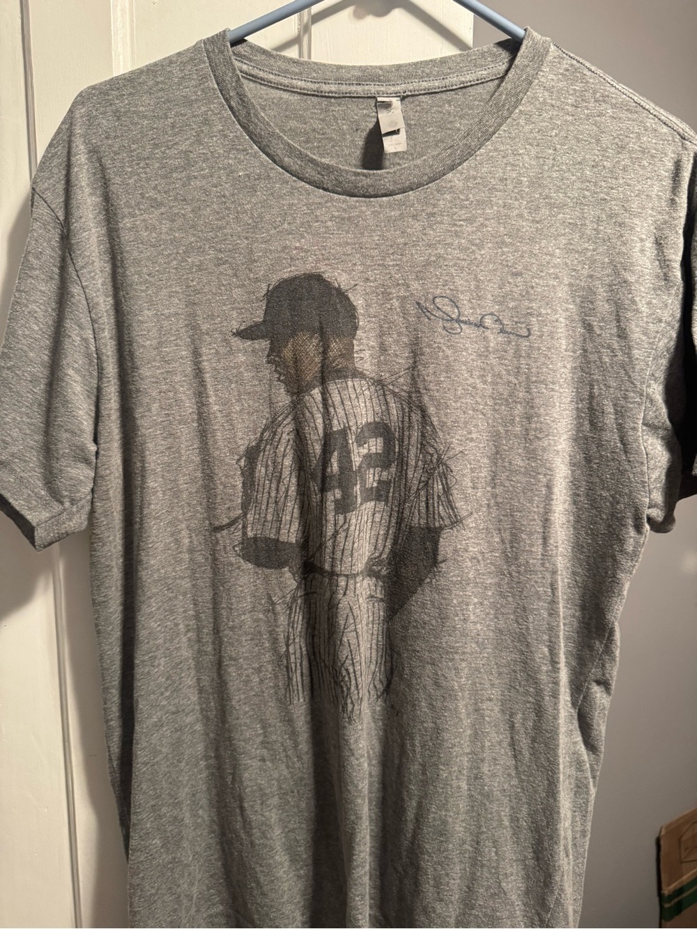 Men's Gray Yankee Baseball Tee - Crew Neck